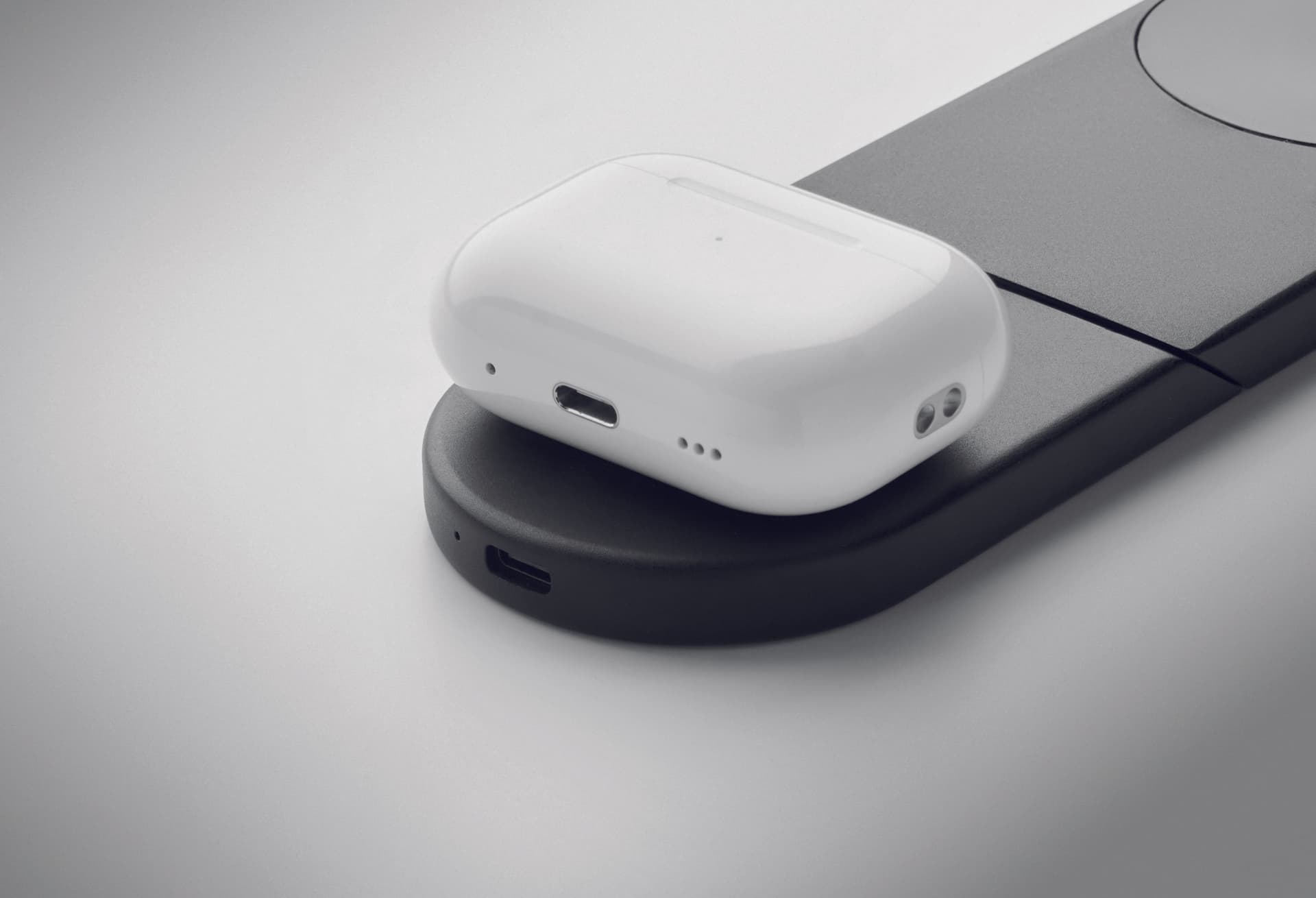 Elasti Foldable 3-in-1 charger 15W 5