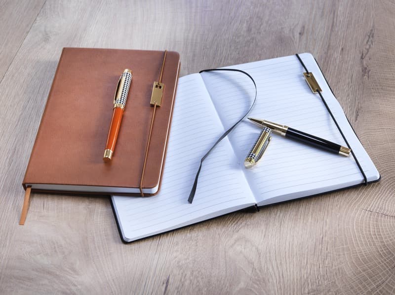 Legato A5 notebook and rollerball pen set (blue ink) 16