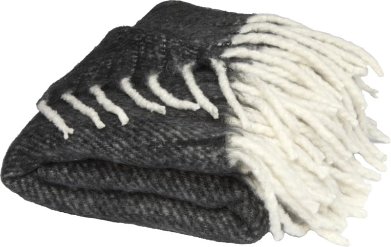 Dolly GRS recycled blanket 11