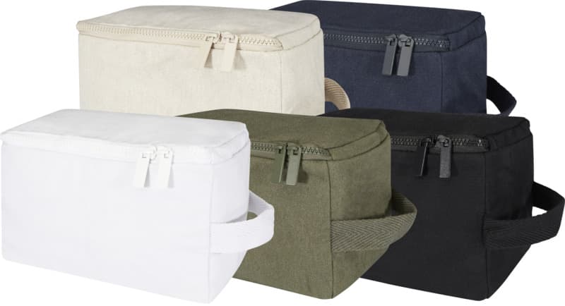 Pack 500 g/m² Aware™ recycled toiletry organiser 24