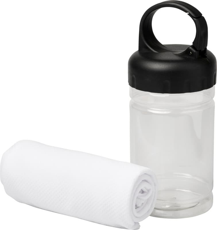 Remy cooling towel in PET container 1