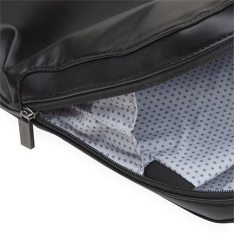 Moleskine Classic vertical device bag 7