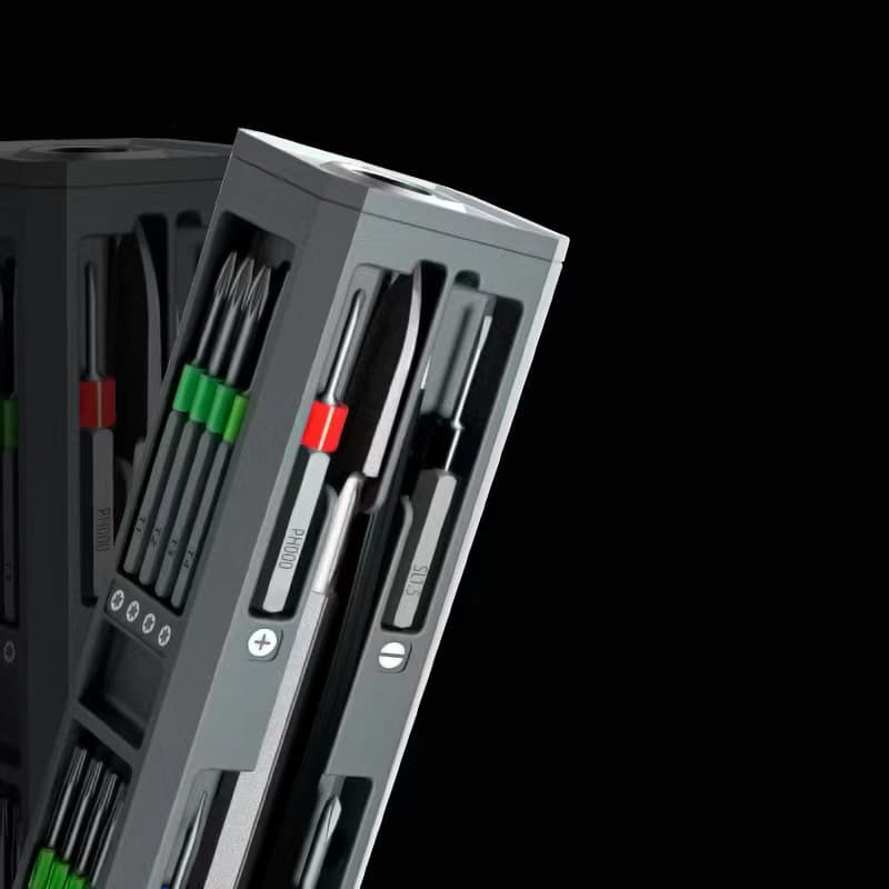 SCX.design T20 30-piece screwdriver and repair set in aluminium case 2