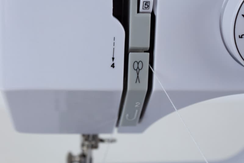 Prixton P115 sewing machine 5