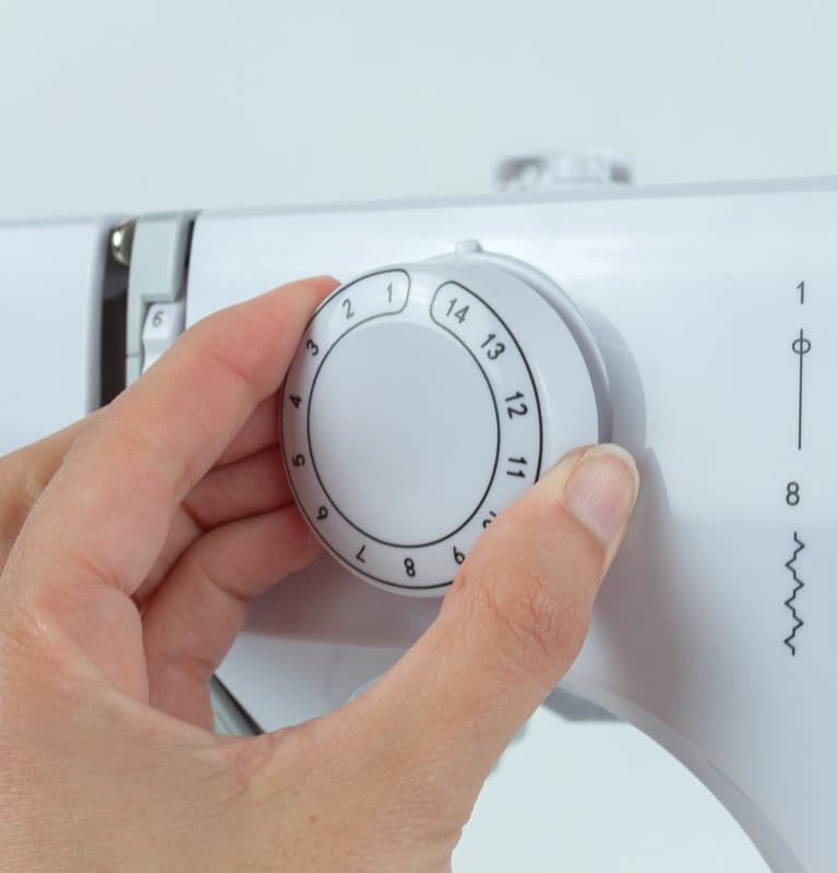 Prixton P115 sewing machine 6