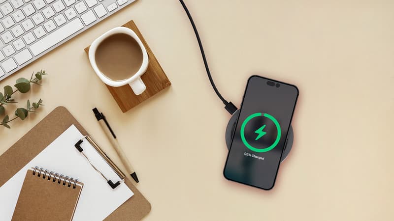 SCX.design W32 15W wireless charging base 6