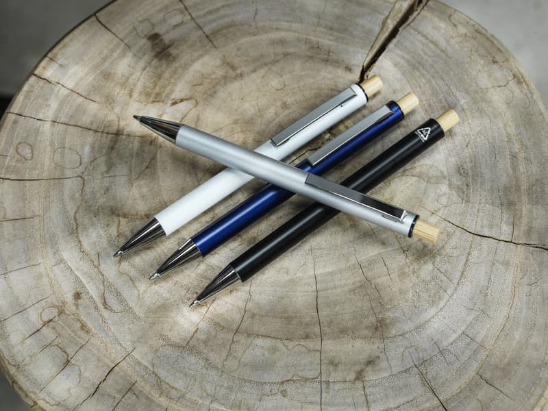 Cyrus recycled aluminium ballpoint pen (blue ink) 3