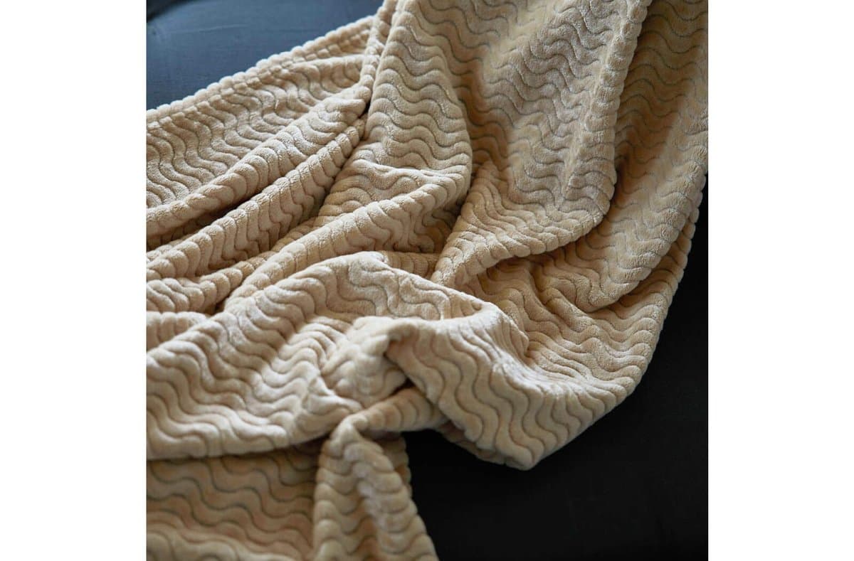 Sagaform Agnes Fleece Plaid 130x170 cm 4