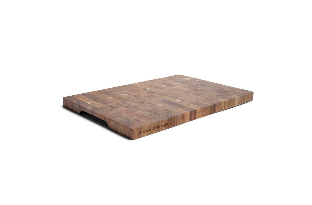 Orrefors Jernverk cutting board Acacia wood 2