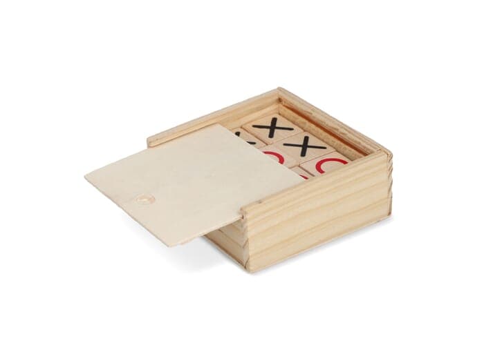 Tic Tac Toe set in wooden box 2