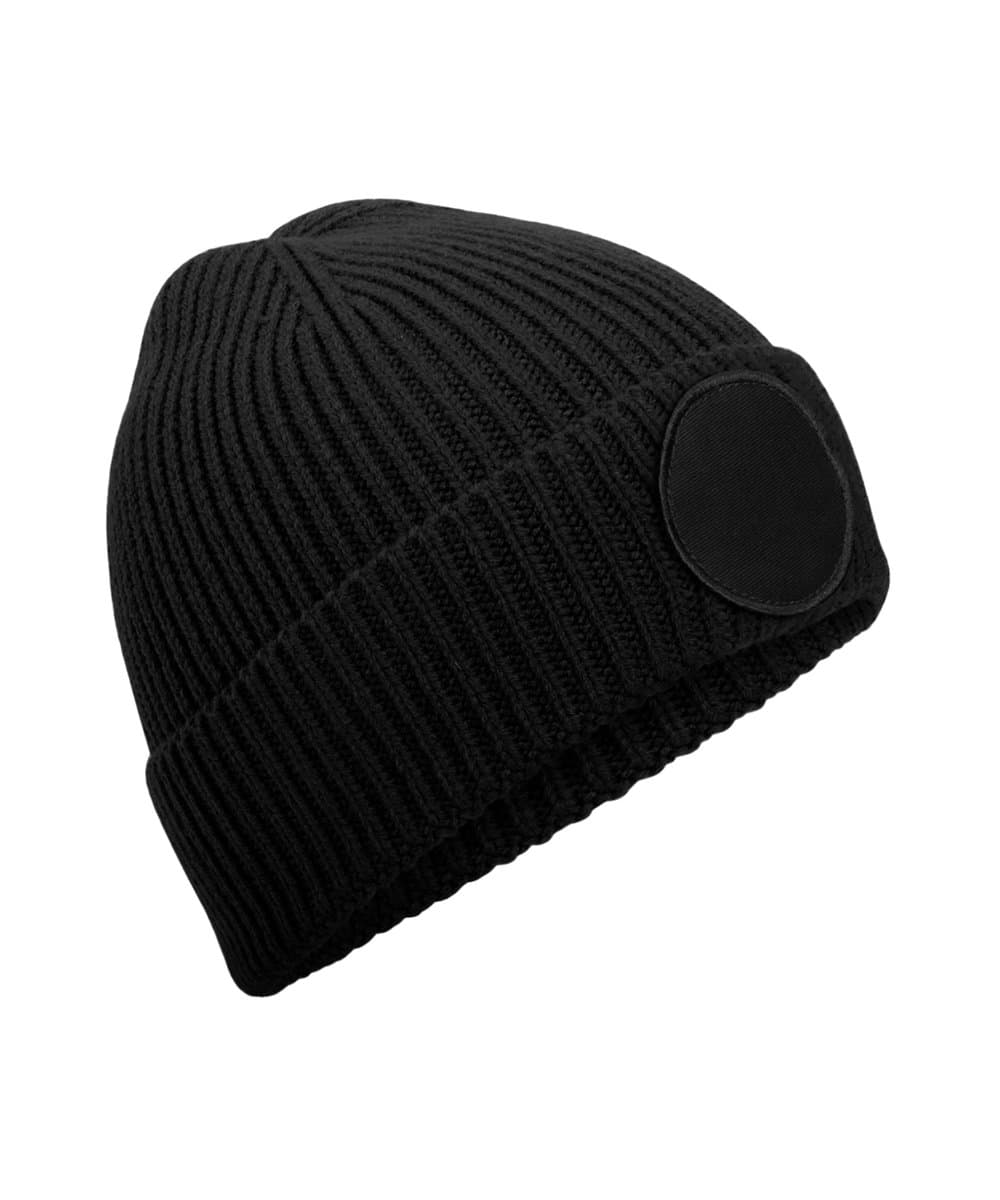Circular fashion patch beanie 3