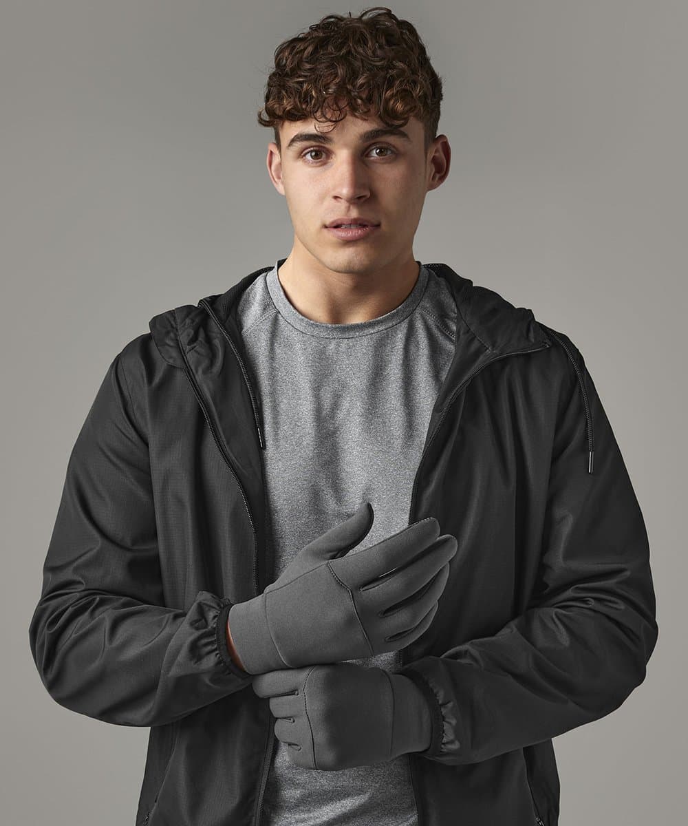 Softshell sports tech gloves 1