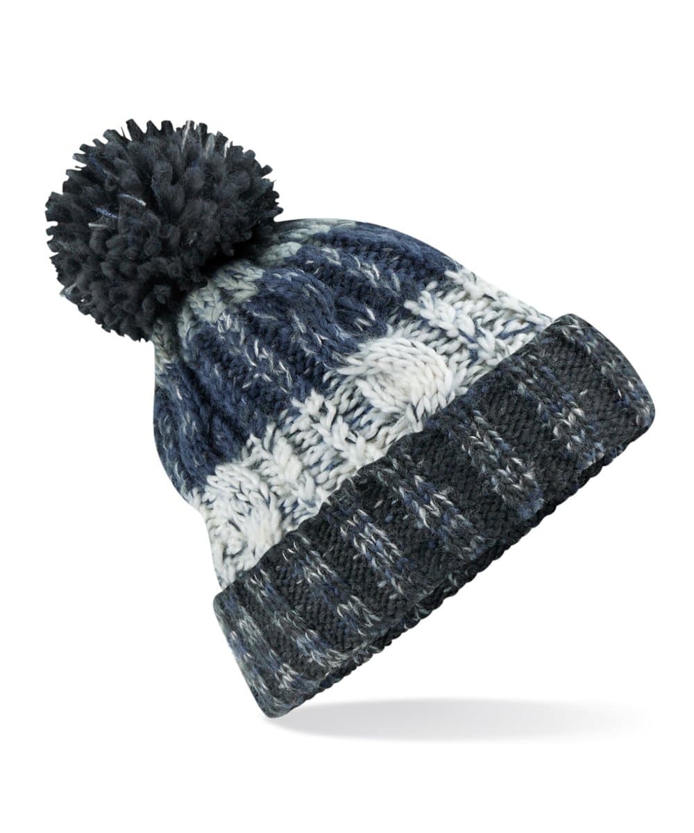 Corkscrew pom pom beanie 3