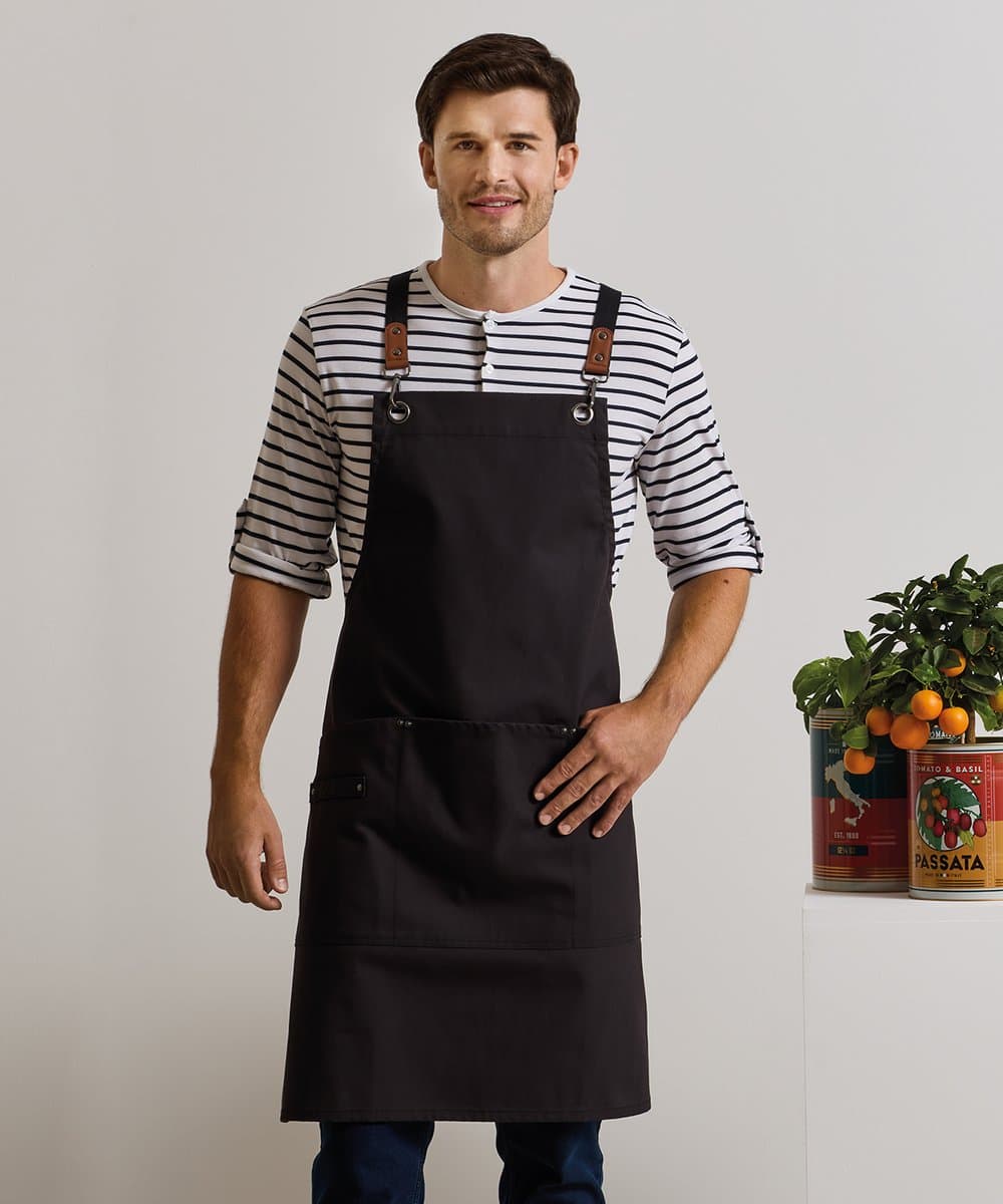 Clip ‘n’ Clasp cross-back bib apron 1