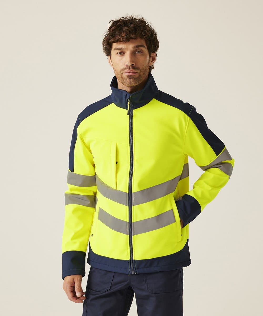 High-vis pro softshell 1