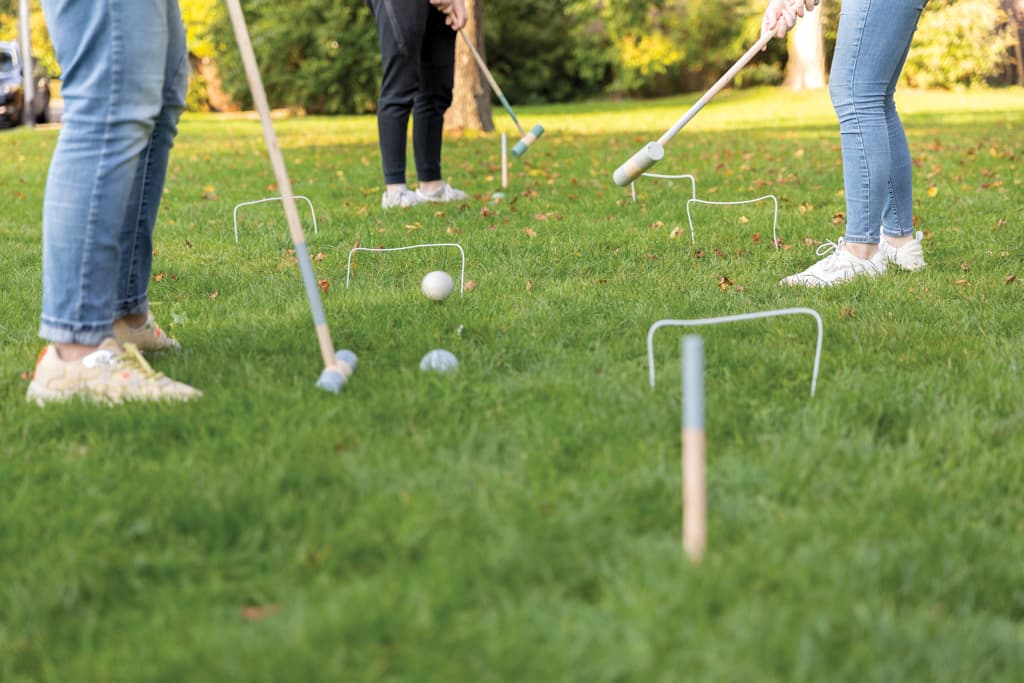 Wooden croquet set 5