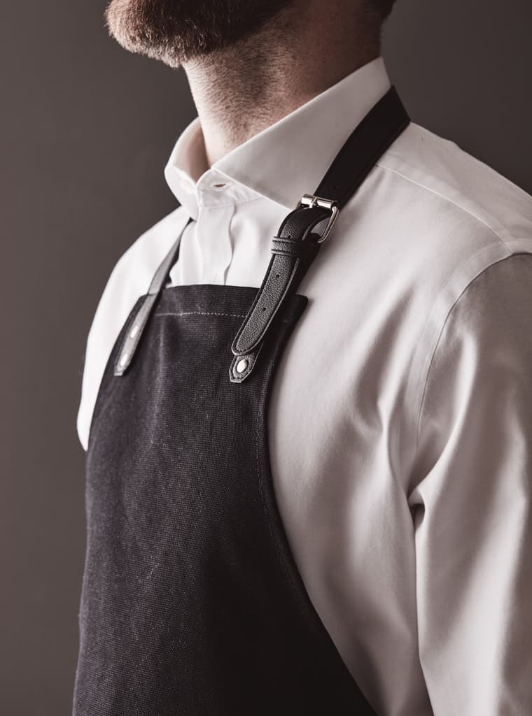 VINGA Casbas Apron 5
