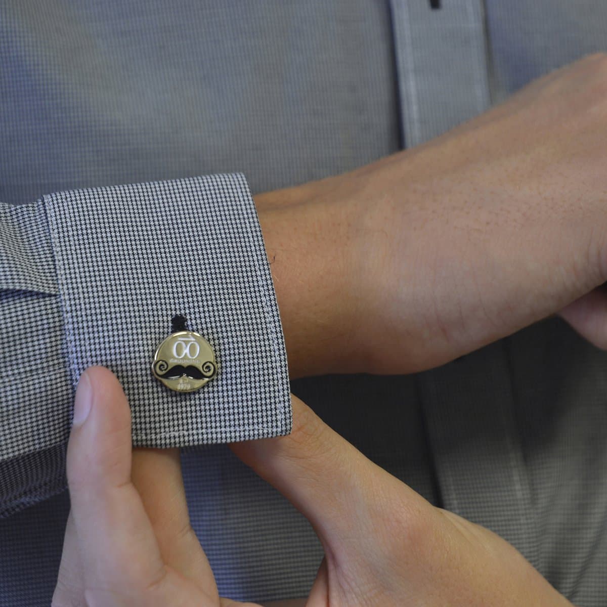 Cufflinks 5