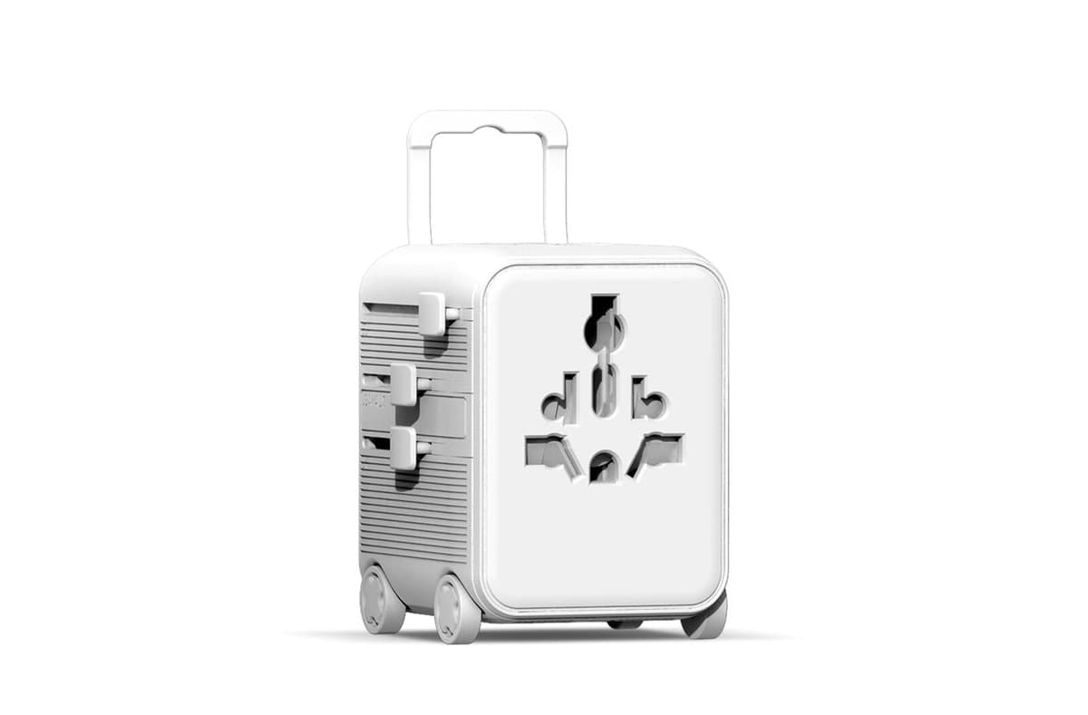Xoopar Luggie GaN World Travel Adapter Trolley 3