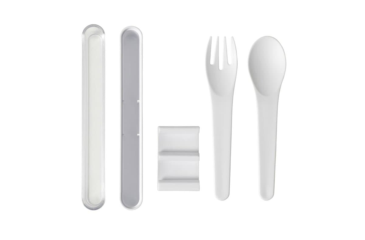 Lunch cutlery in box 5