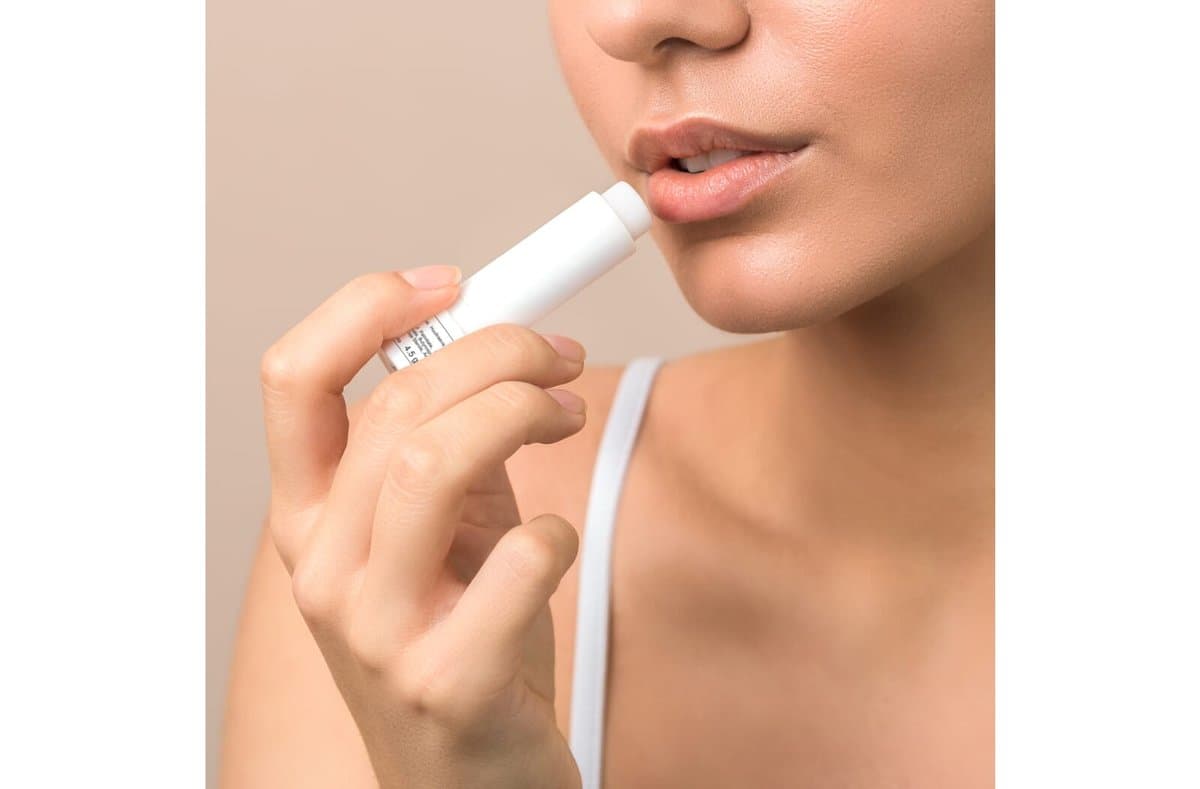 Lip balm stick 4
