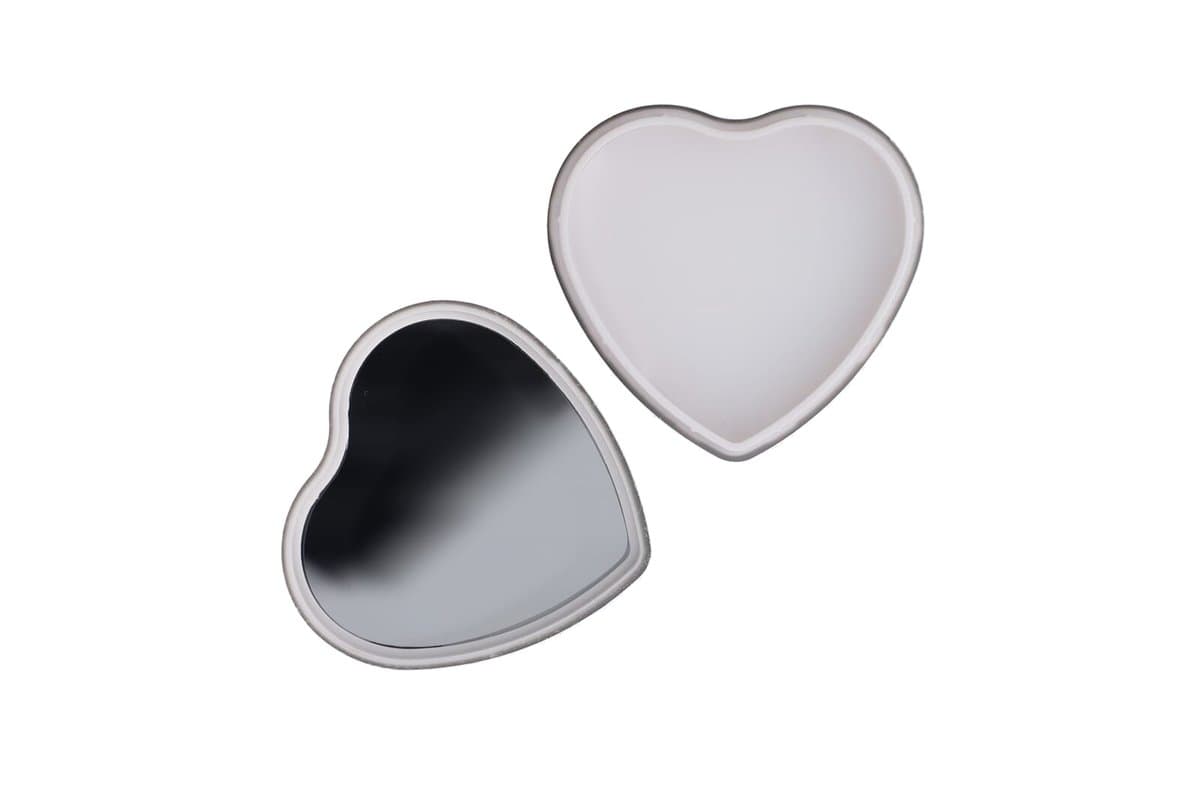 Flat metallic Heart shape lipbalm 3