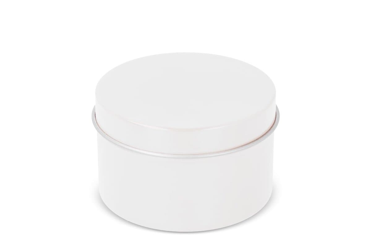 Kirtan scented plant based candle in large recycled tin 3