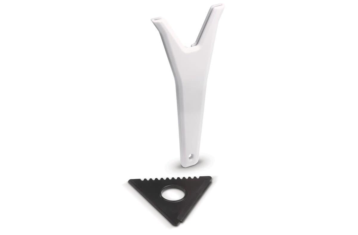 3-in-1 icescraper 4