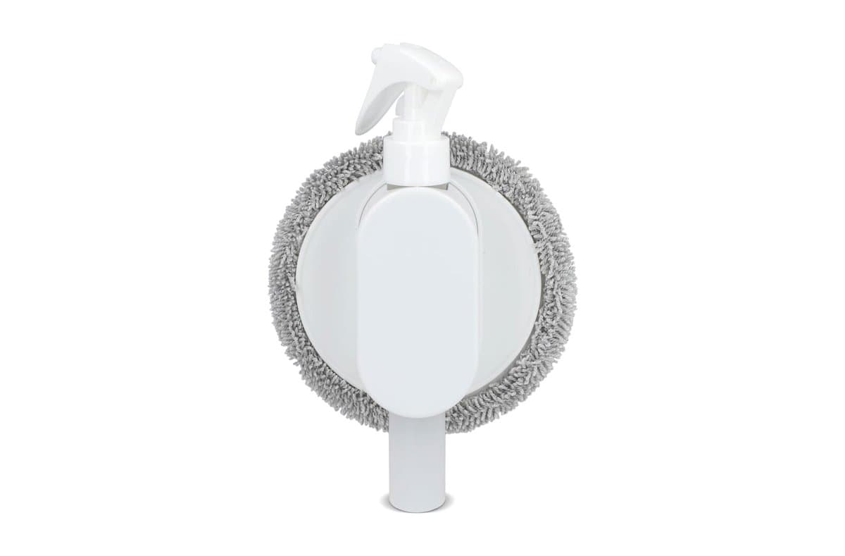 2-in-1 spray and cleaning rag 3
