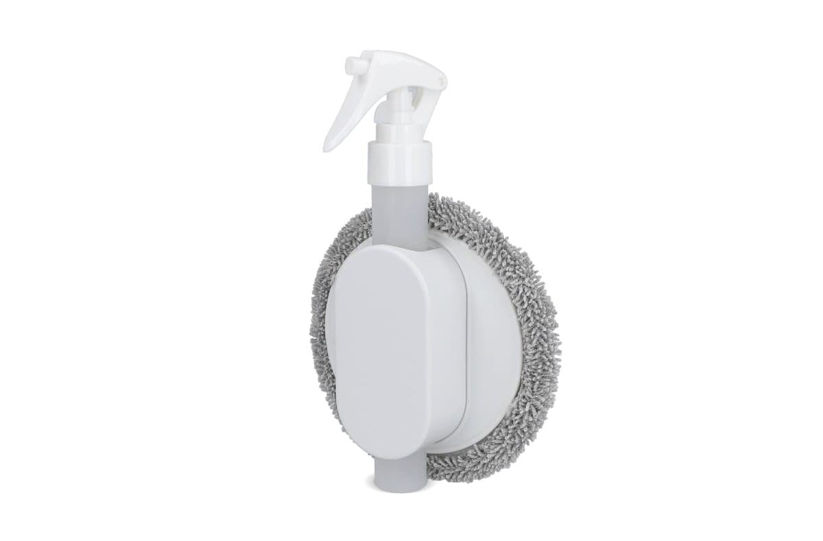 2-in-1 spray and cleaning rag 4