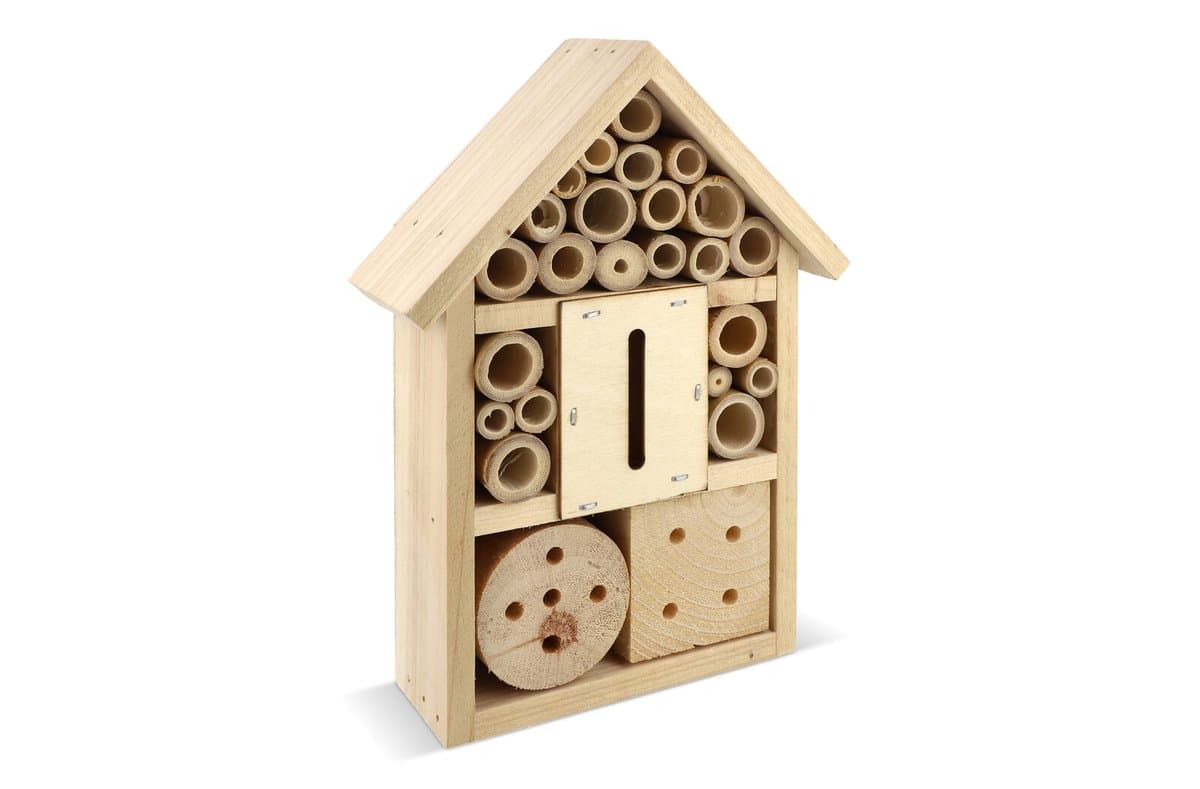 Insect hotel made of FSC wood 3