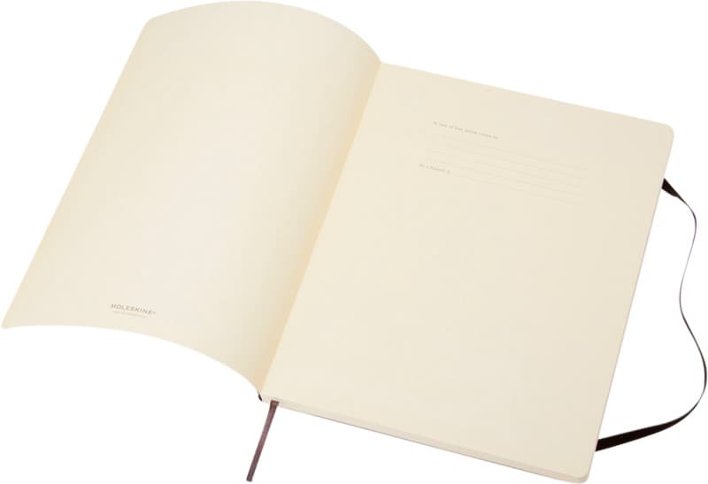 Classic XL soft cover notebook - plain 4