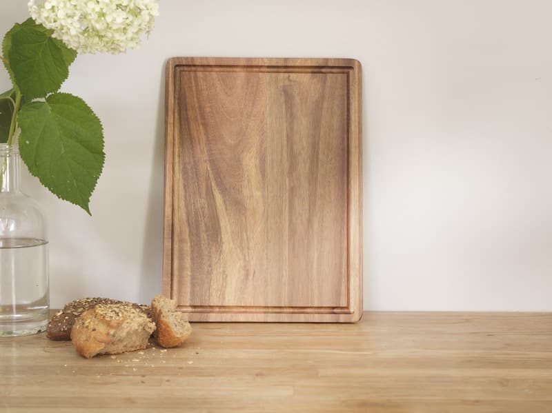 Sonora acacia wood cutting board 4