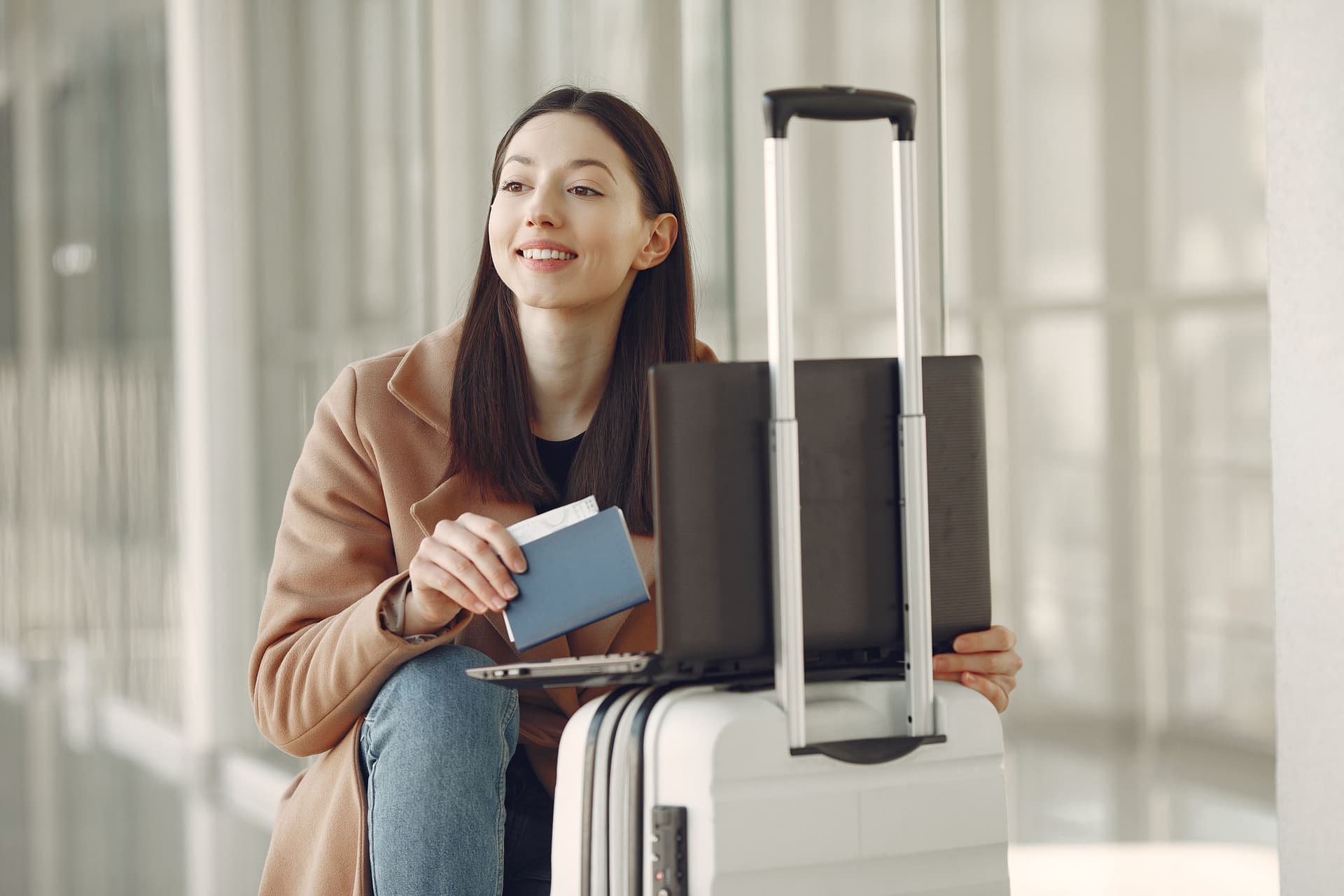 Custom Travel Gifts for Frequent Business Travellers