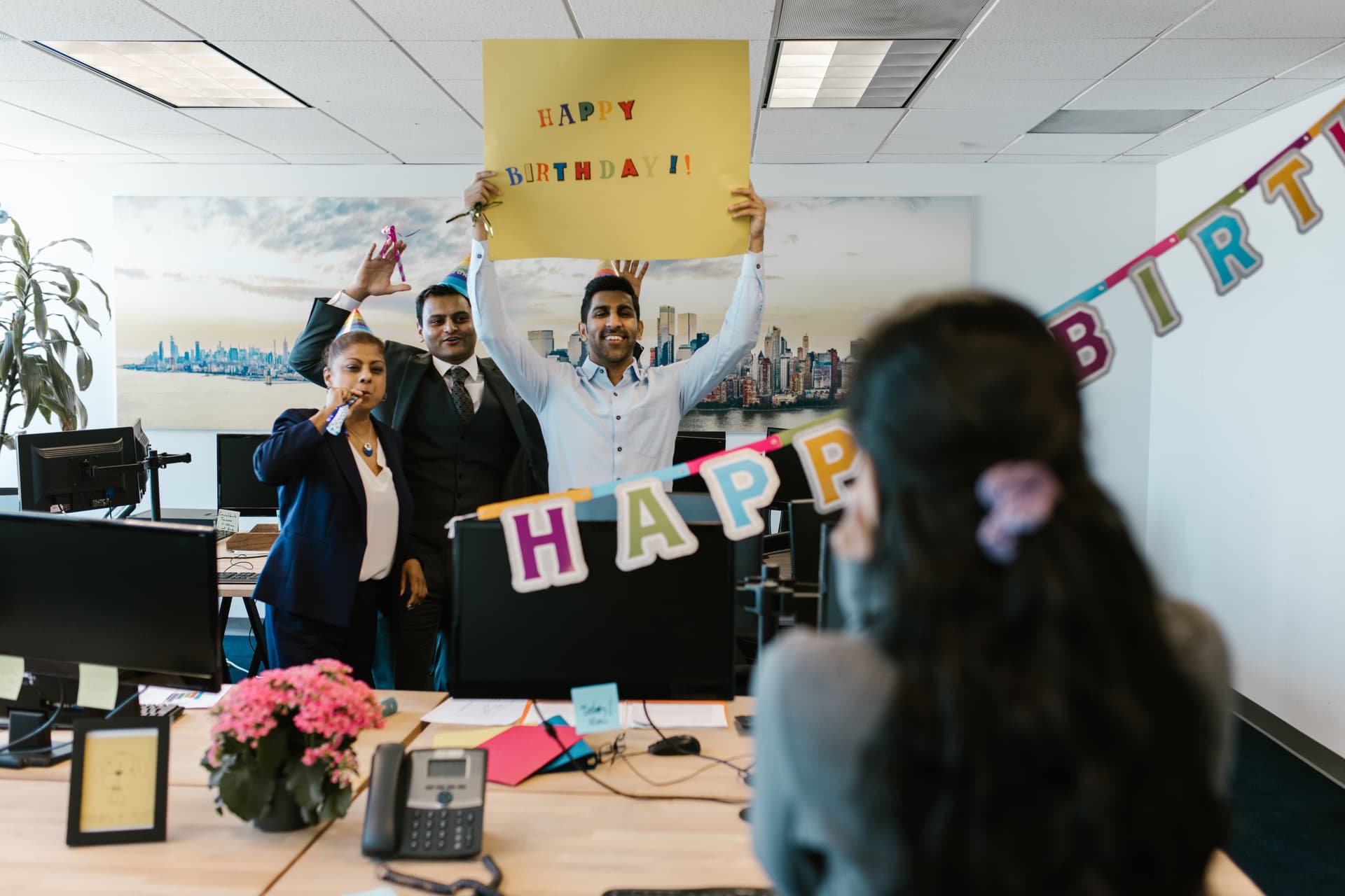Best Birthday Gifts for Employees & Clients