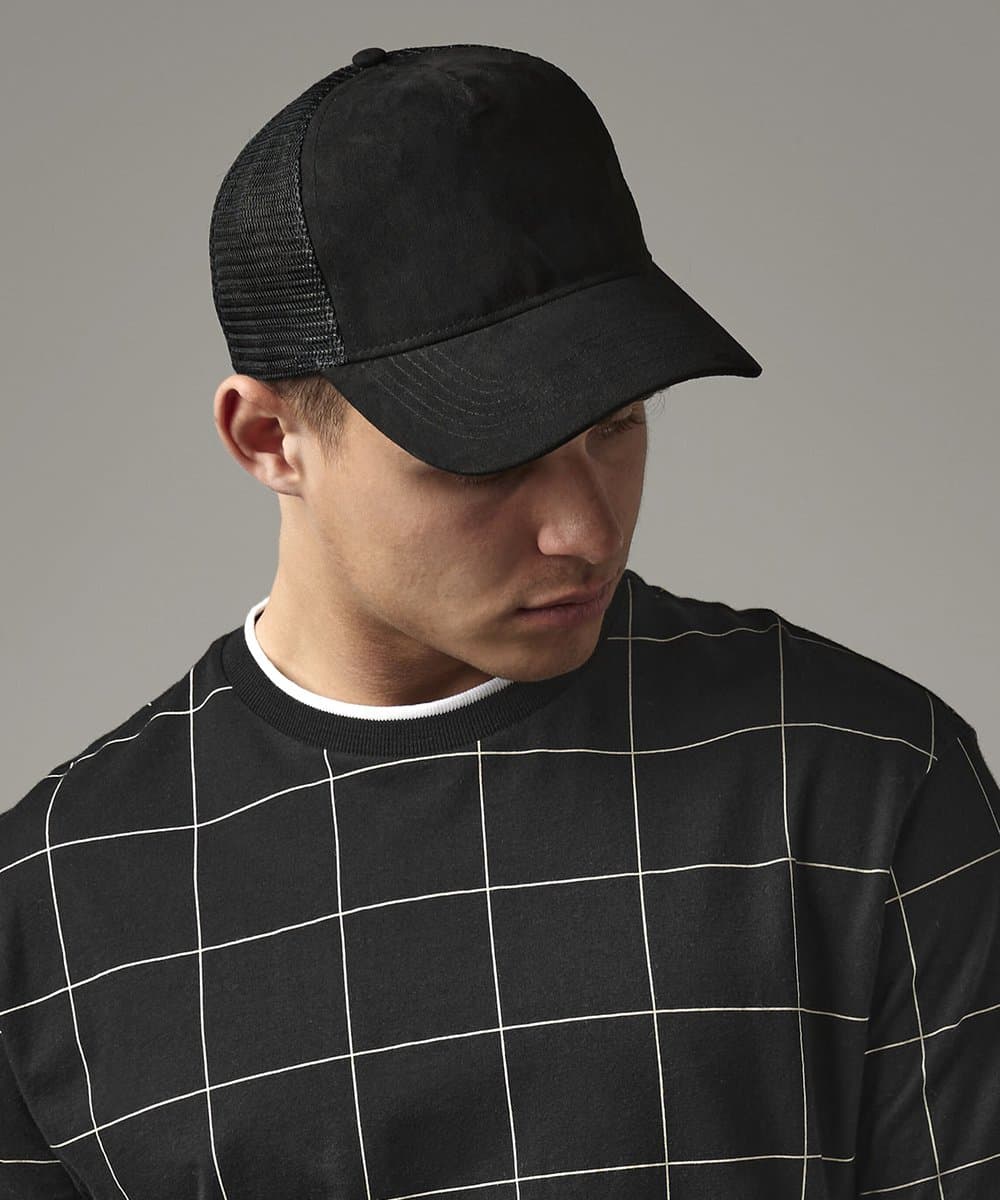 Suede snapback trucker