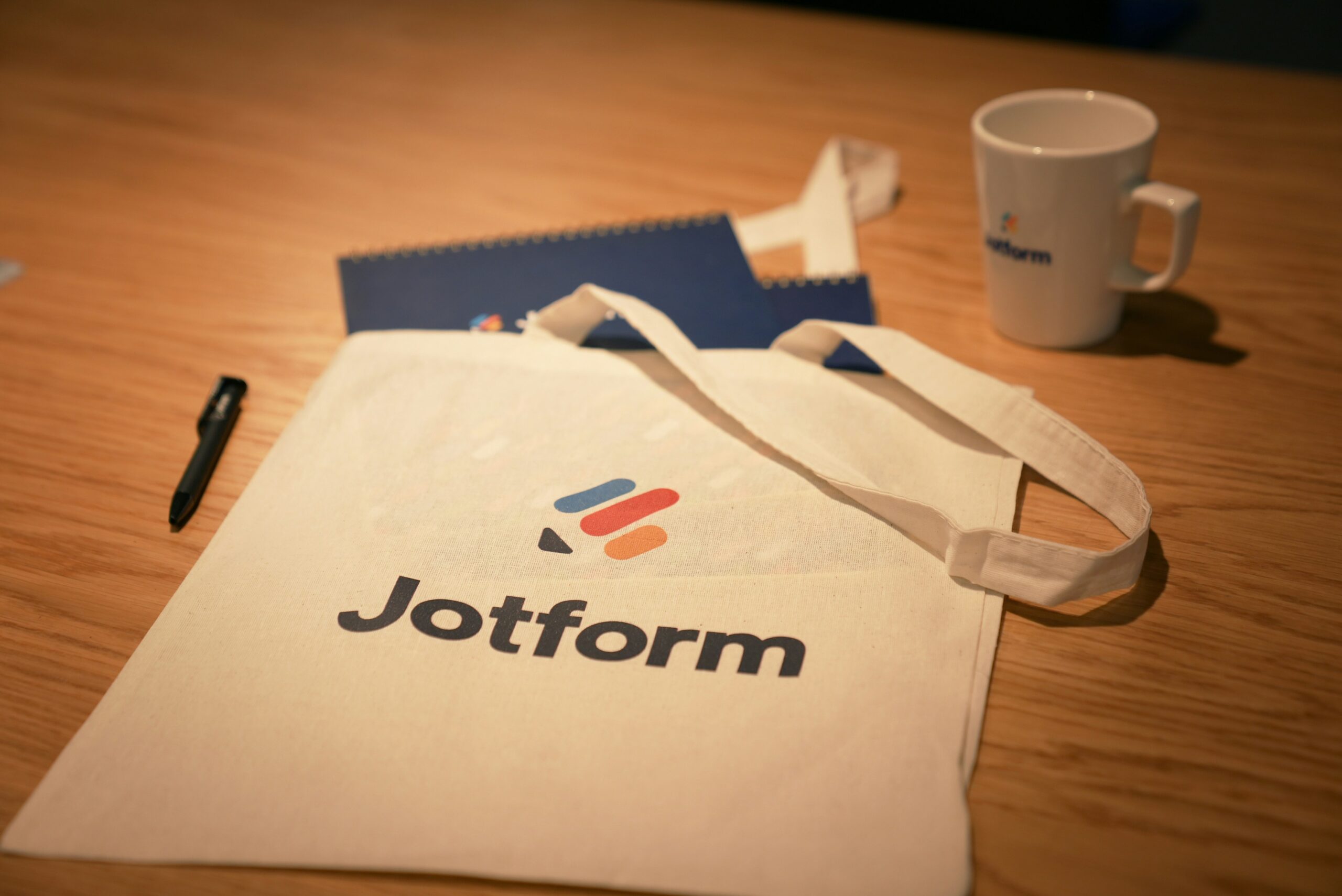 jotform-BQckrvGn0uM-unsplash 10 Cheap Promotional Gift Items That Work
